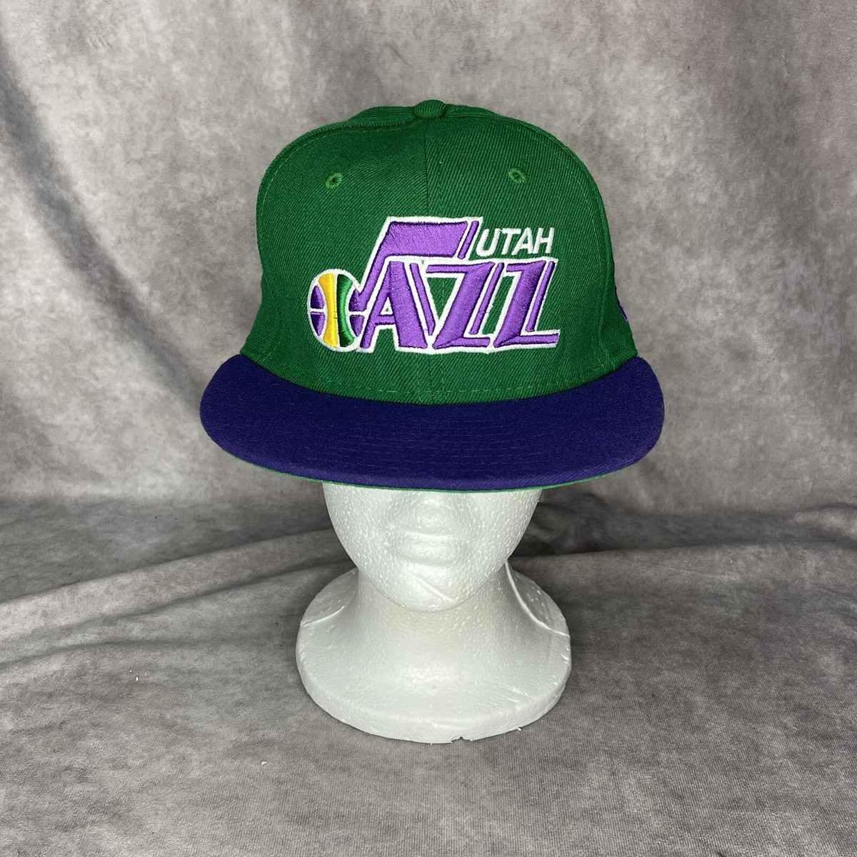 Vintage New Era 59Fifty green Utah Jazz Hat Cap 1/8 Fitted Wool