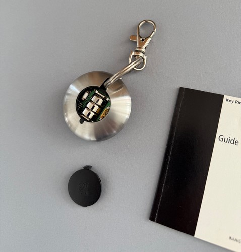 Mint Condition Bang & Olufsen A9 Keyring Remote Control - Afbeelding 7 van 7