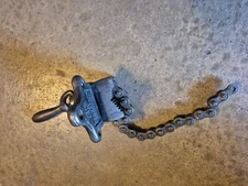 Vintage Armstrong 1C US Bench Chain Pipe Vise 1/8  to 2 inch Cast Iron USA Made