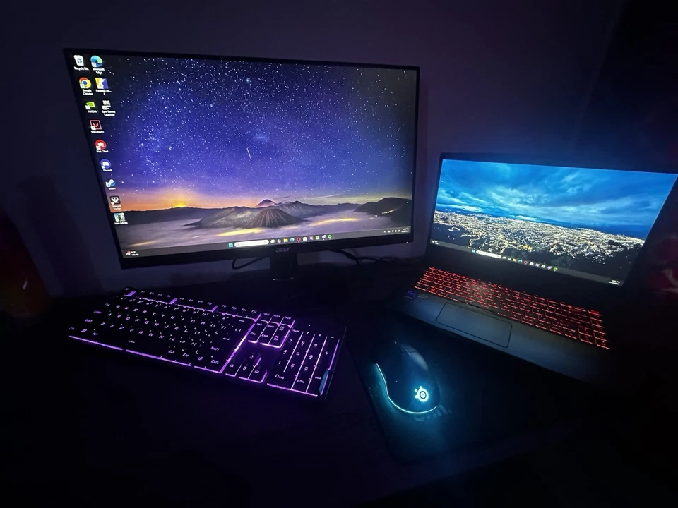 Full Gaming Set Up - Image 2 of 4