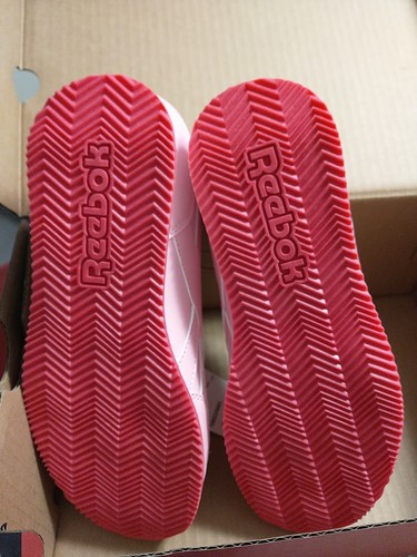 Girls Reebok Shoes - Picture 3 of 6