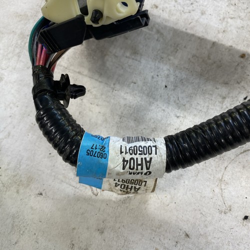 2007-2013 Chevy GMC Yukon Tahoe Suburban Right Front Seat Wiring Harness 8 Way - Picture 2 of 8