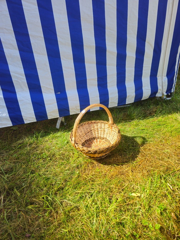 Wicker Basket with Sturdy Handle | Rustic Oval Willow Basket for Storage or Gift - Image 2 of 4