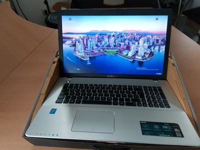 Asus R751L  17,3 Zoll Full HD 8 GB Ram Win 11  SSD 240 GB  GEFORCE  Akku NEU