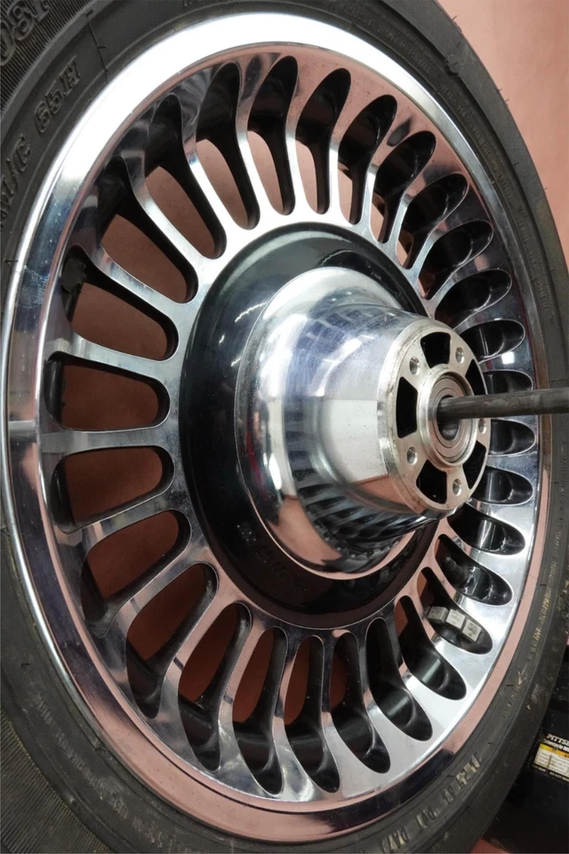 Harley-Davidson Electra Glide Ultra Limited 2010-2017 llanta delantera neumático Foto 4 de 4