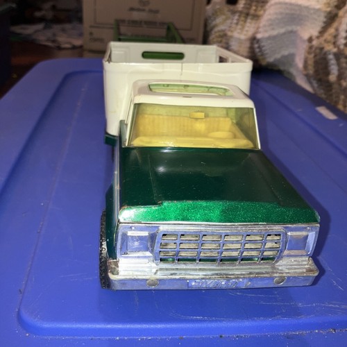 Vintage Pressed Steel Nylint Farms Green Pickup Truck W/ Not Correct Trailer - Picture 4 of 24