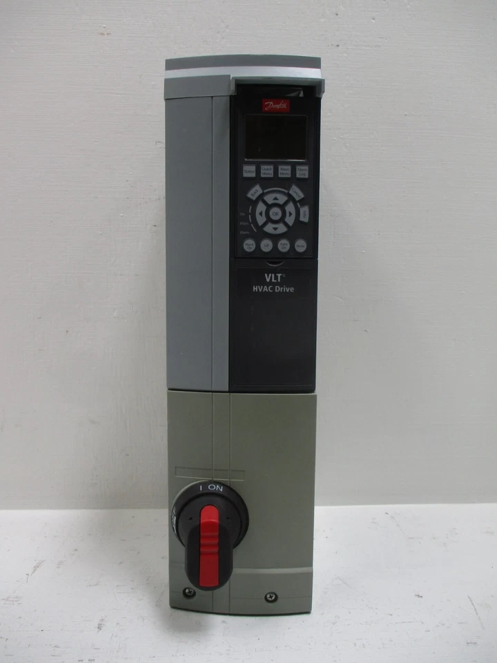 Danfoss FC-102P5K5T4E21H2XG 7.5-HP VLT HVAC Drive 131F0454 5.5kW 7.5HP 11A 480V - Image 2 of 4