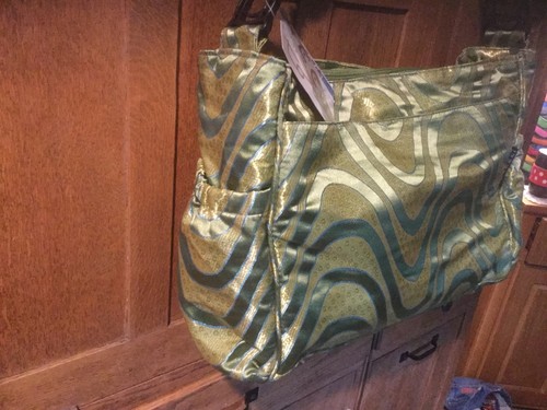 New Kecci Mommy Bag Tote. Diaper Bag. 15" x 11" x 6". Lime Green. - Picture 3 of 8