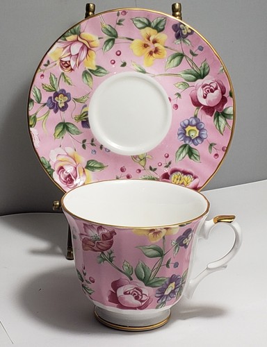 Royal Cuthbertson Staffordshire Fine Bone China Tea Cup & Saucer Pink & Flowers - Picture 4 of 13