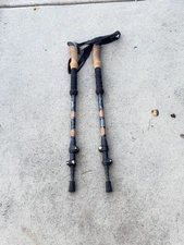 Set of Cascade Mountain Tech Aluminum Trekking Poles 110-135CM ..8F