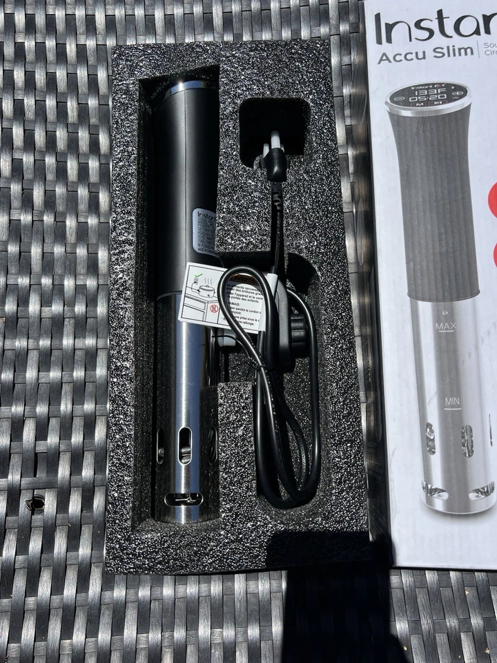 ¡Limpio! Circulador de inmersión Instant Pot Accu Slim Sous Vide 12v Foto 2 de 4