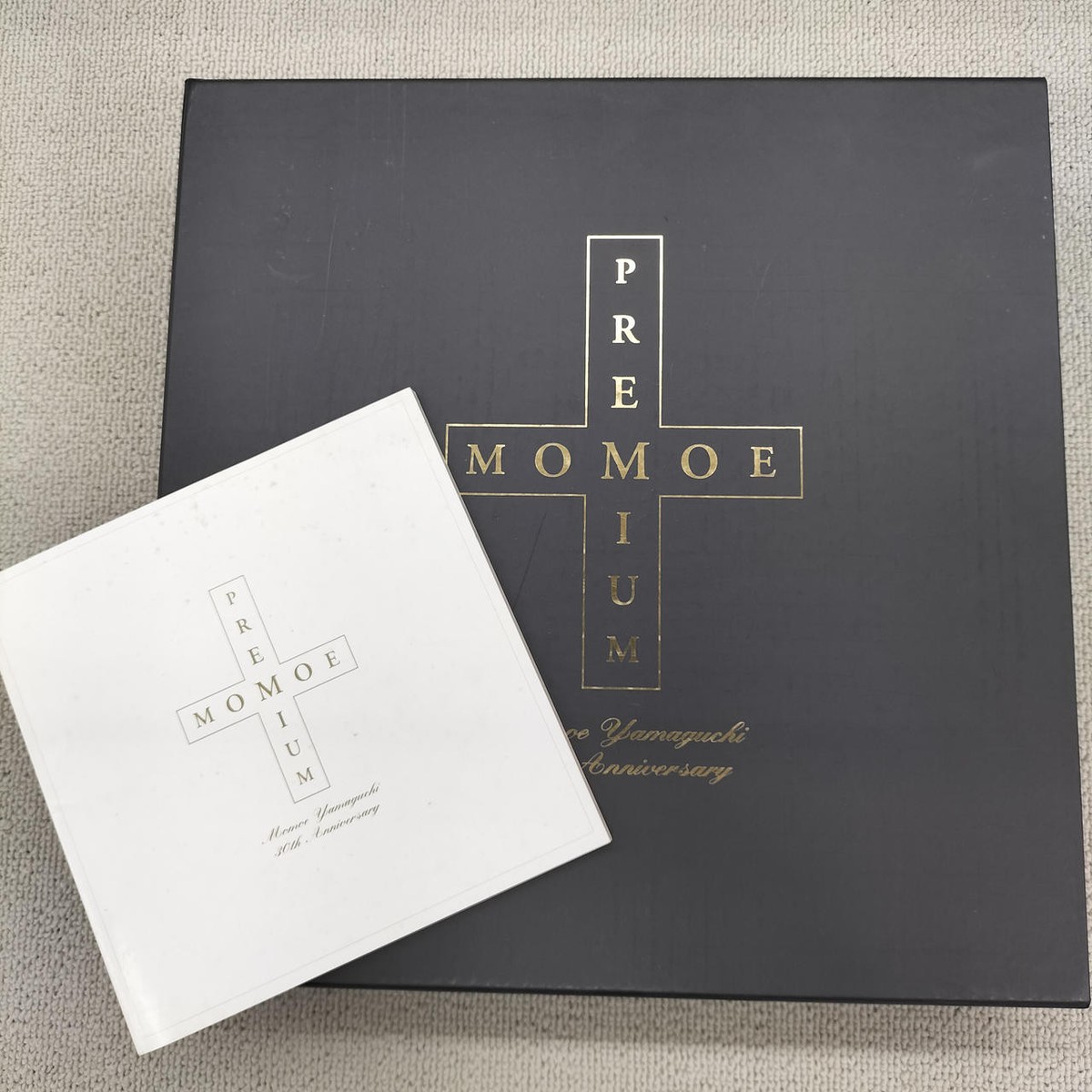 MOMOE PREMIUM 30th Anniversary アルバム MOMOE PREMIUM 30th Anniversary アルバム MOMOE PREMIUM 30th