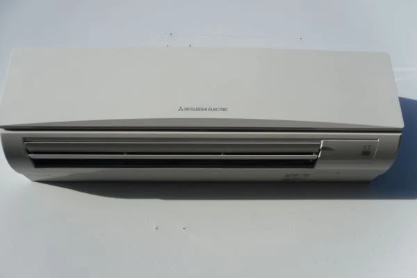 Mitsubishi wall mounted air conditioning unit 7.6 kw price includes fitting  | eBay