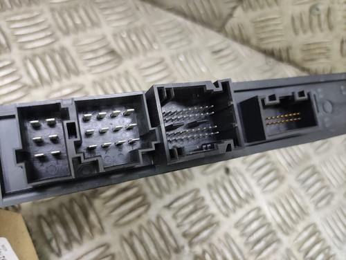 VW Crafter 2018-ON Control Module 2N0907427P/65.25816-7013 ref D270 - Picture 3 of 5