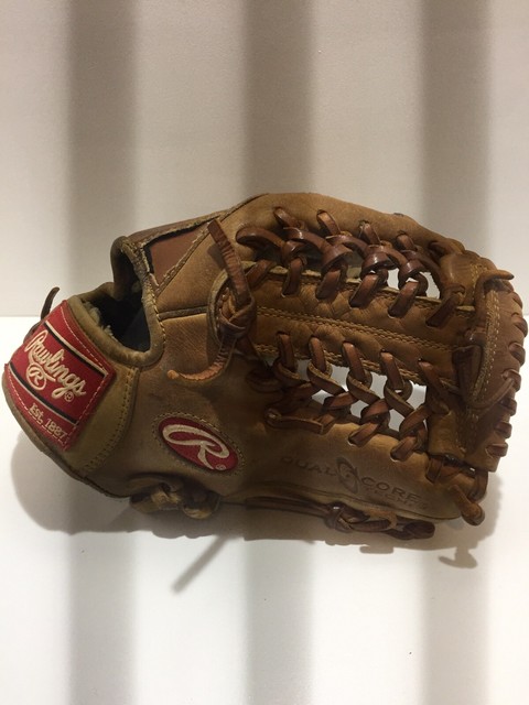 gold glove elite catchers mitt