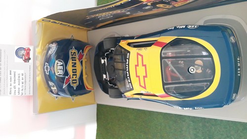 CHEVROLET CAMARO SUNOCO RON FELLOWS # 3 bleu/jaune 1/18 GMP 13003 voiture miniat - Imagen 2 de 6