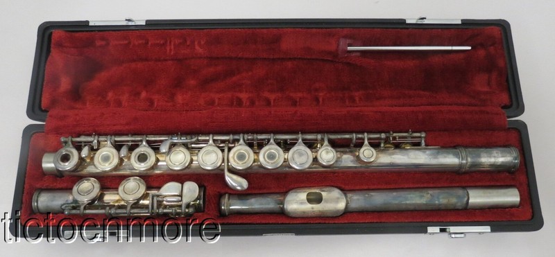 VINTAGE YAMAHA YFL-285S FLUTE SERIAL No. 012486 & CASE