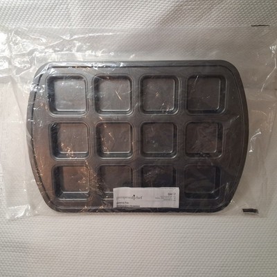 Pampered Chef Brownie Pan 1544 Holds 12 Brownies Non Stick Heavy Duty New
