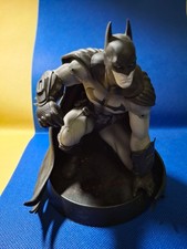 (DC) Batman Arkham City Statue (Limited Collectors Edition) No Box