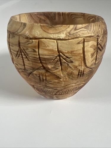 KICKING BIRD Gregory Warren SIGNED Pottery Bowl Native American BEAD & FEATHER - Picture 3 of 8
