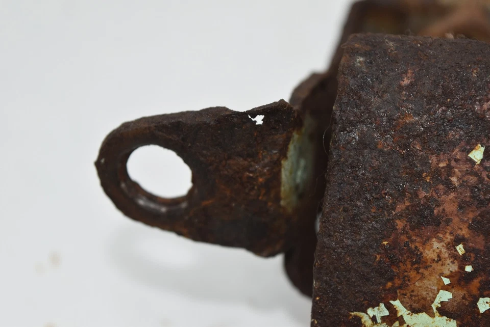 Oldsmobile Super 88 1958 bisagra de puerta inferior del conductor delantero izquierdo Olds OEM 58 LH Foto 4 de 4