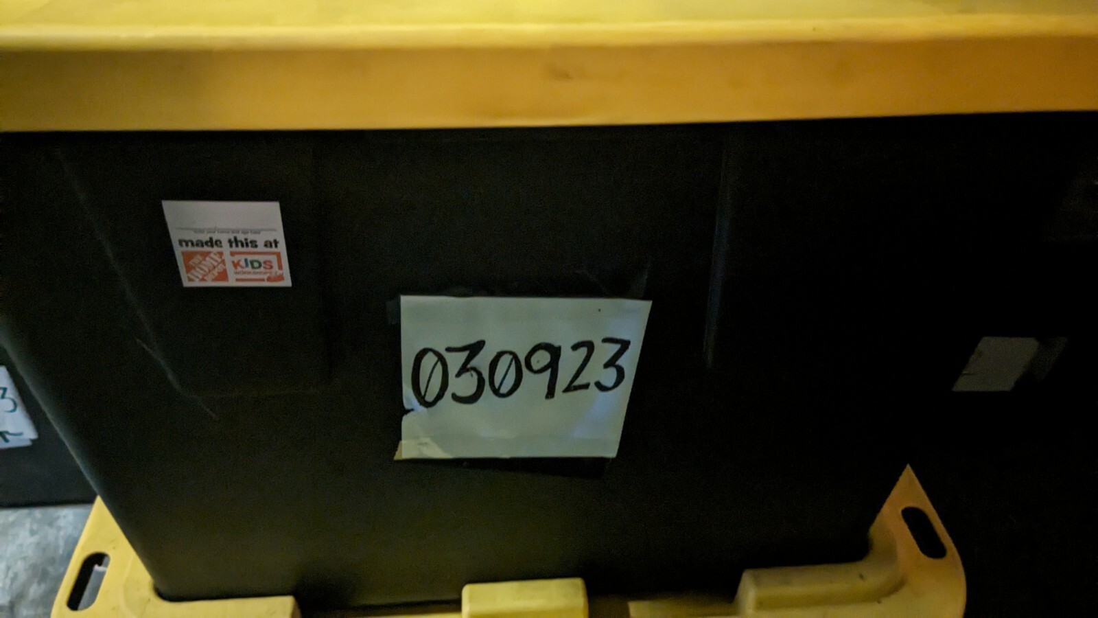 Hot Wheels Monster Jam Grave Digger Mega Air Jumper Crash Pop Up Truck