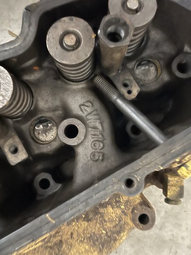 Caterpillar 3208 Engine Head Used - Picture 9 of 10