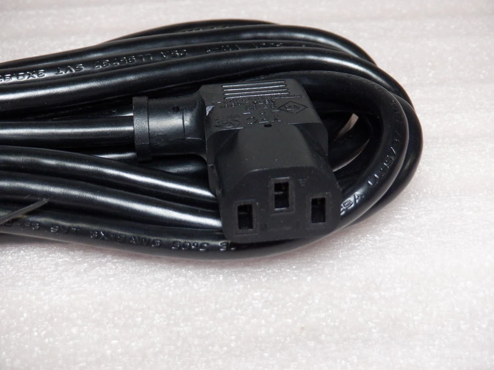 CABLESTOGO 14FT UNIVERSAL RIGHT ANGLE POWER CORD - Image 3 of 4