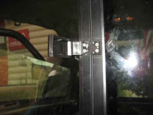 1989 Ford Ranger Rear Sliding Window Latch - Original Equipment SouthCo Latch - Picture 5 of 7