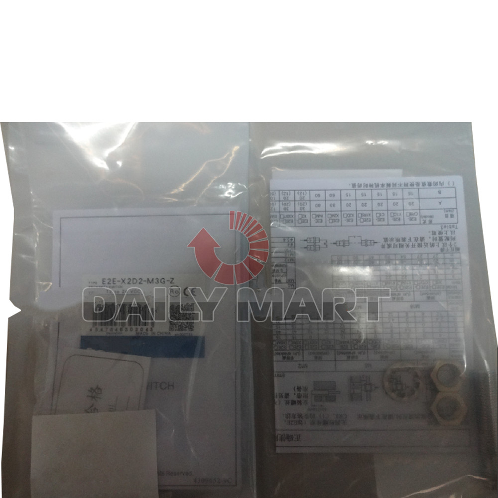Brand New in Box Omron E2E-X2D2-M3G-Z Proximity Sensor