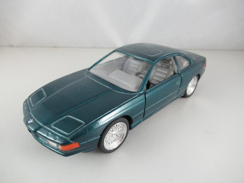 Sunnyside Superior 1:24 BMW 850i SS9403