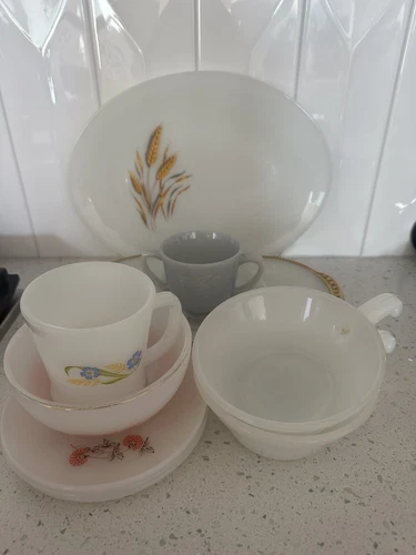 Lot Of -11 Fire-king Dishes Mug, Soup Bowl, Gold Relish Tray.