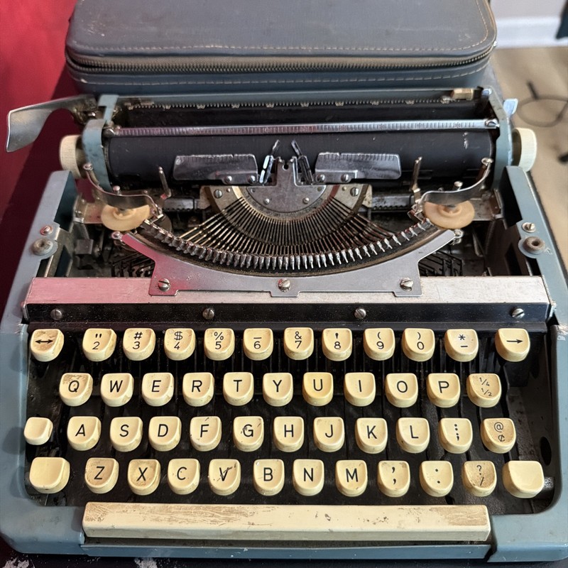 BROTHER Industries LTD Vintage Typewriter Blue  Japan w/ Case