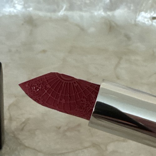Lápiz labial DIOR Rouge Fortune Velvet 965 - EDICIÓN LIMITADA NUEVO SIN CAJA - Imagen 5 de 6