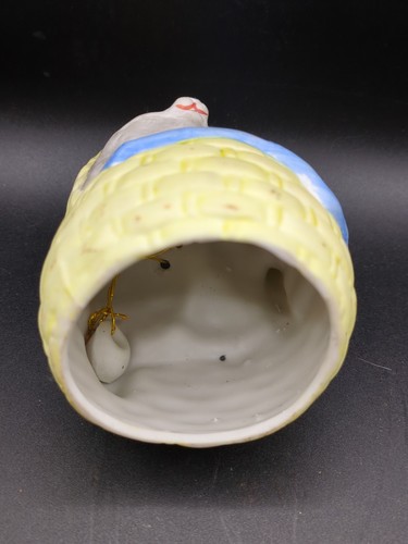 Vintage 'Basket Babies Racoons' Porcelain Bisque Collector's Bell - 1985 - Picture 7 of 9