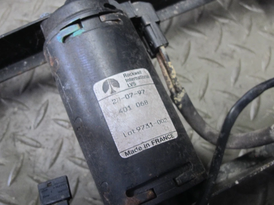 98-02 BMW E36/7 Z3 ASIENTO DELANTERO DERECHO MARCO INFERIOR CARRIL CON MOTOR OEM Foto 3 de 4