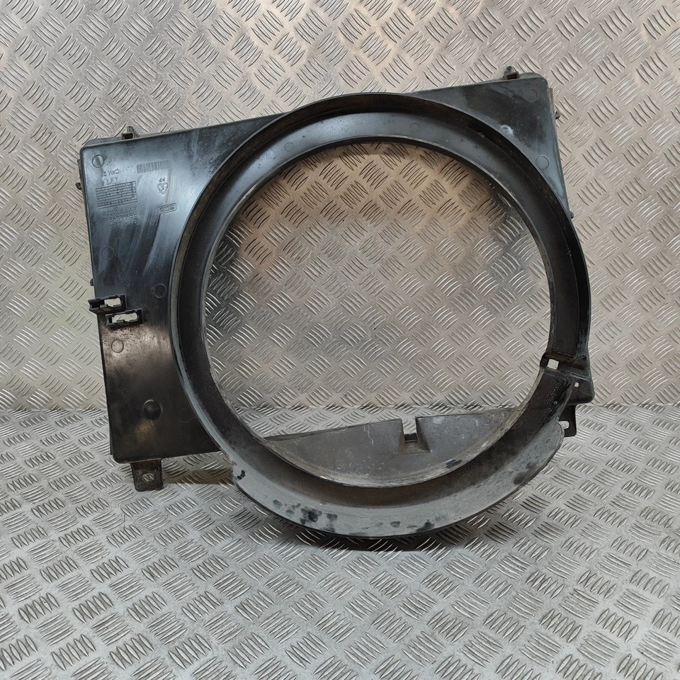 Ventilador motor CHEVROLET TRAILBLAZER KC 15170459 4.2 gasolina 205kw 2006 29401793 Foto 2 de 4