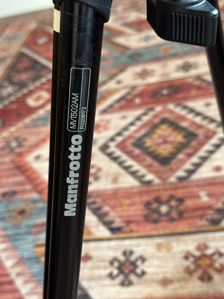 Manfrotto MVT 502AM Tripod Legs With MVA500A FLUID DRAG SYSTEM & Slik Bag - Image 2 of 4