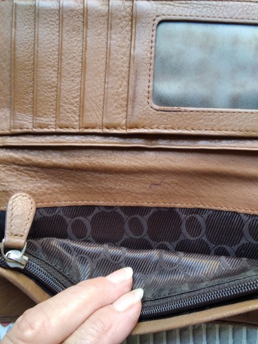 OROTON Tan/Taupe Soft Leather Hobo Style Bag And Matching Wallet/... - Picture 15 of 17