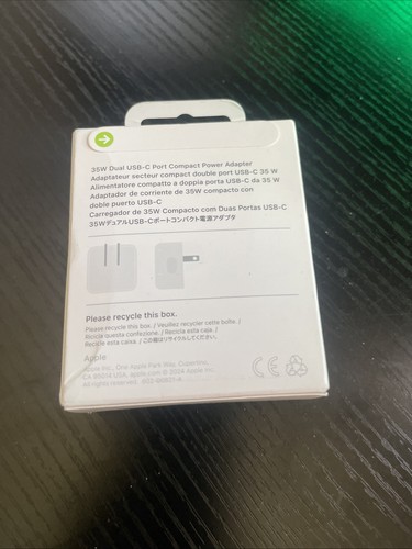 Authentic Apple Dual USB-C Port 35W Compact Power Adapter (MW2H3AM/A) Brand New - Photo 2 sur 6