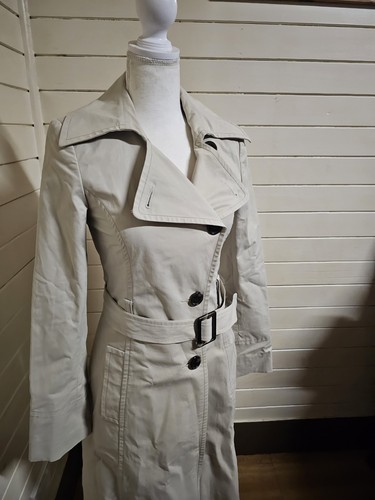 Cue womens trench coat size 6 Beige long sleeve Fully Lined - Picture 4 of 10
