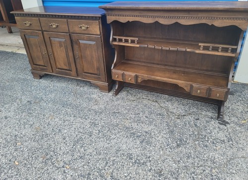 St. John Furniture Butlers Pantry, Hutch Cupboard, Solid Wood - Picture 5 of 16