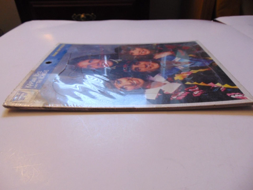 KAPTAIN KOOL AND THE KONGS TV SHOW PUZZLE EXTREMELY RARE AND SCARCE NOS SEALED - Image 4 of 4