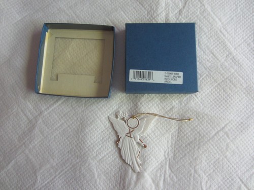 Wedgwood White Jasper with Gold Angel Ornament - Picture 2 of 2