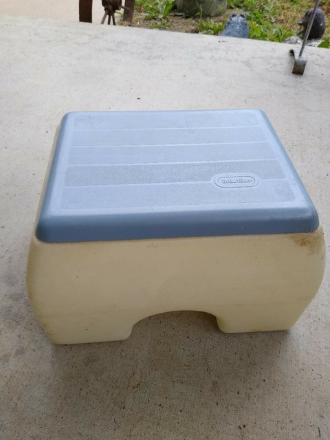 little tikes stool