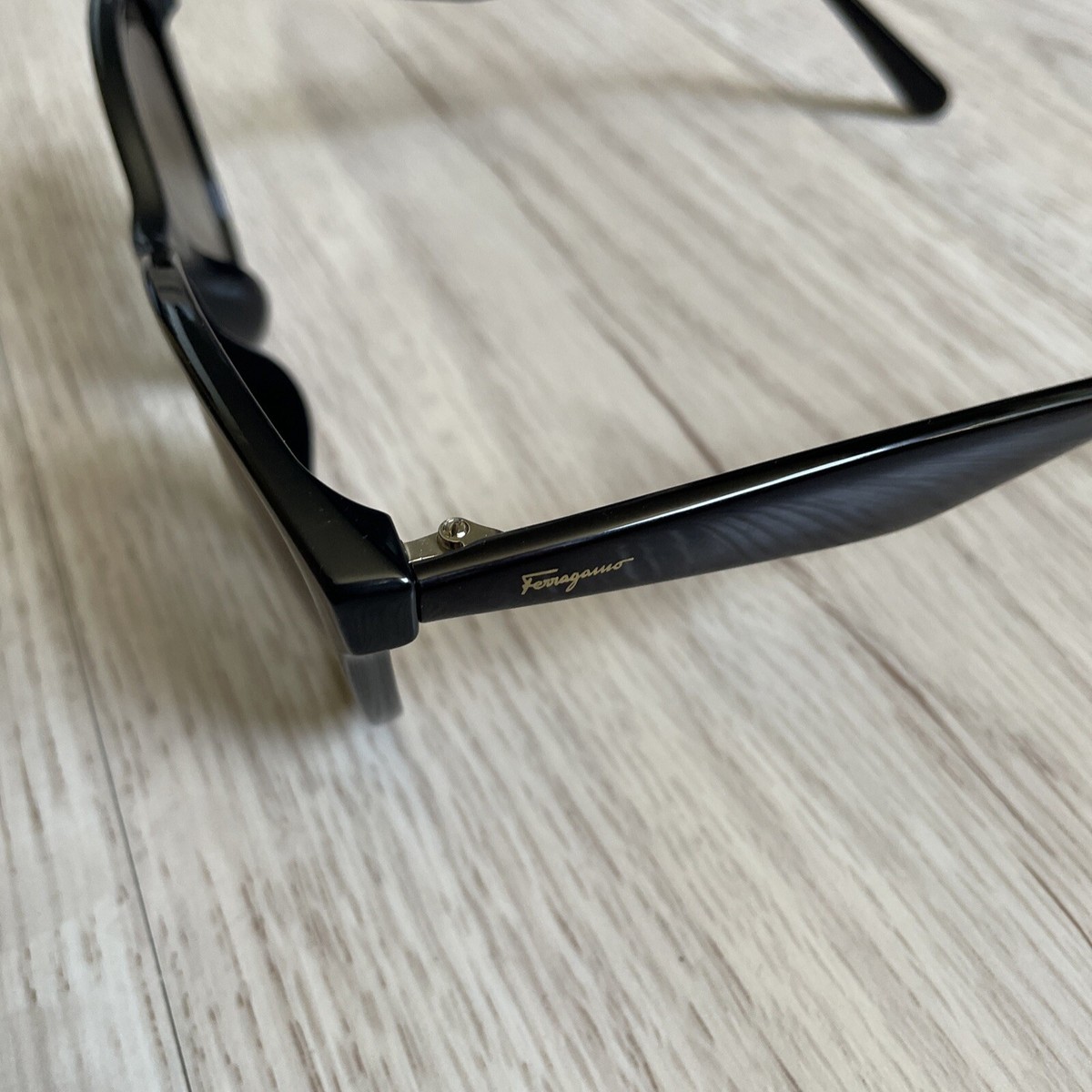 NEW Salvatore Ferragamo SF1073S-001-5417 BLACK Sunglasses | eBay display picture 1