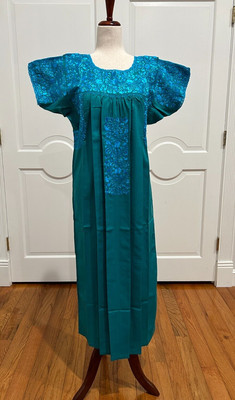 San Antonino Maxi Dress, Oaxaca Mexican dress. hand Embroidered. Silk Threads.