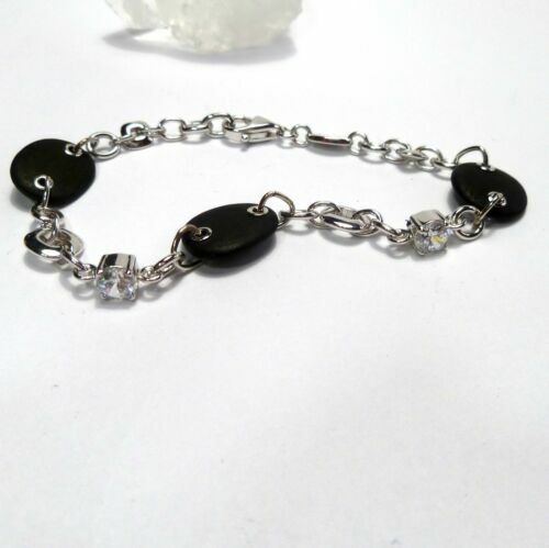 Chaîne de Lunettes Perles Dorées et Blanches – Hanan Channel