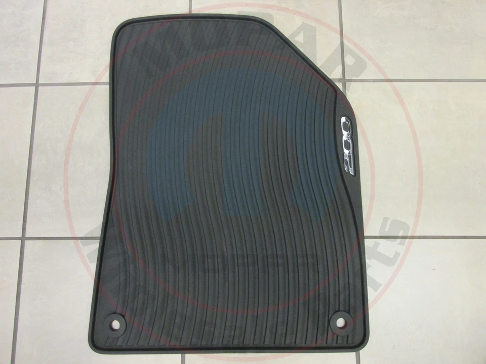 CHRSYLER 200 черные коврики передние и задние новые от оригинального производителя MOPAR - Изображение 3 из 4