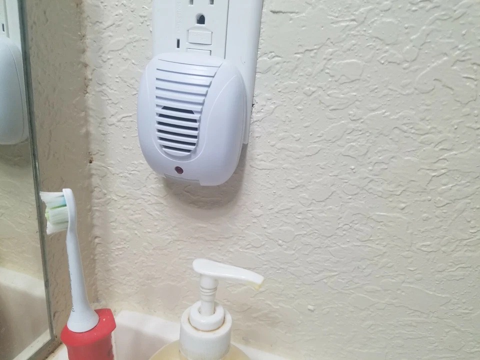 Hogar Palmetto insecto repelente de cucarachas asesino ultrasónico Florida Texas Carolina Foto 4 de 4